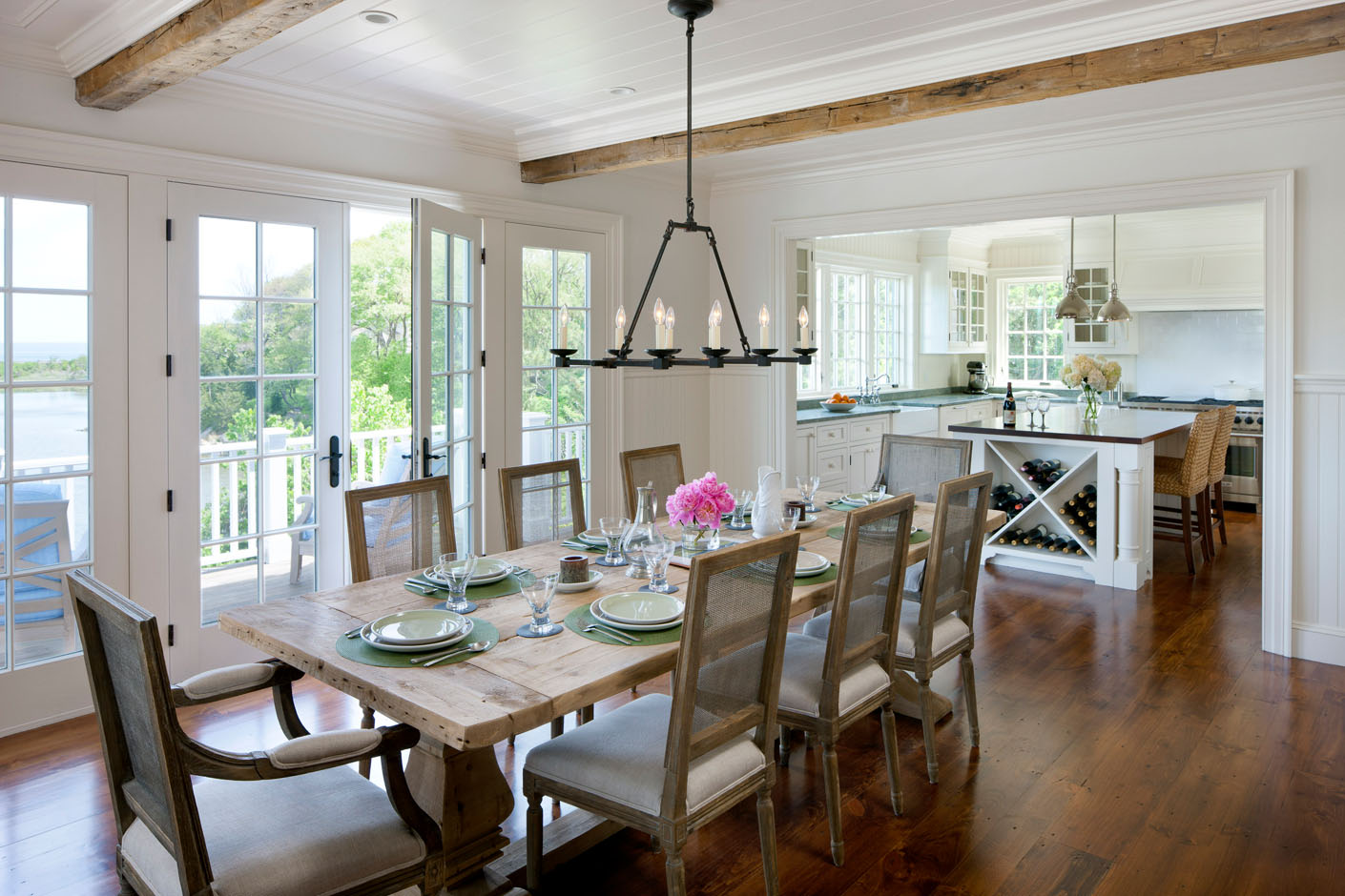 Thanksgiving Dining - Patrick Ahearn Architect