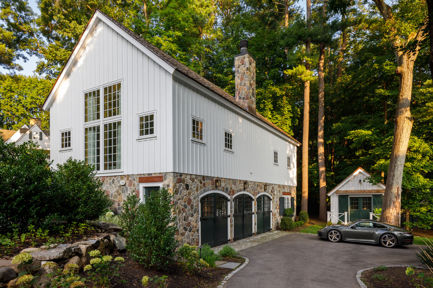 carriage-house-doors-patrick-ahearn-architect