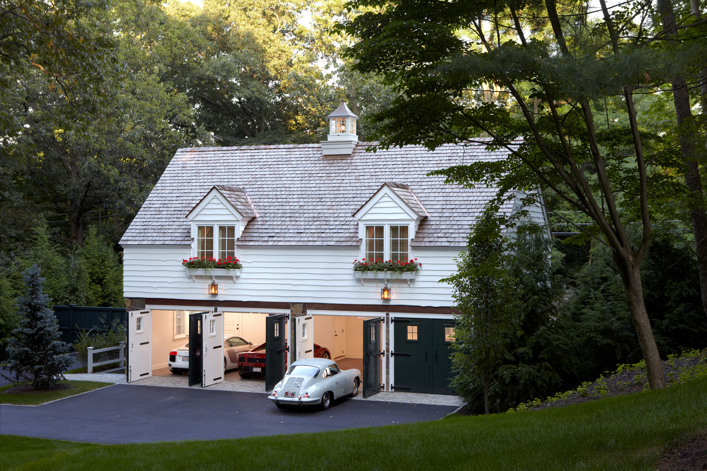 The Modern Day Carriage House - Patrick Ahearn Architect