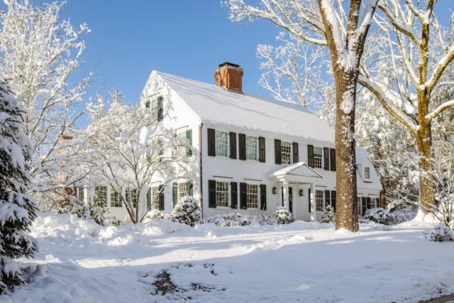 In Wellesley Farms, this award-winning historic home was sensitively expanded while retaining all of its original character.

Architect: @patrickahearnarchitect
Photo credit: @gregpremru