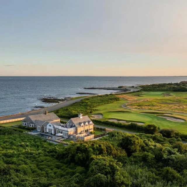 As attention turns to Augusta, we’re revisiting a Newport favorite overlooking the 12th hole at Newport Country Club. Where others proposed a teardown, we saw something worth keeping. The original Ocean Lodge was carefully preserved and expanded, honoring its history while opening the home to the landscape beyond. Today, from the upper deck to the motor court and carriage house, the residence is oriented to the course, the coast, and the quiet rhythm of Newport.
 
Architecture: @patrickahearnarchitect
Landscape: @dangordonla
Interior Design: @tastedesigninc
Builder: @pcciri
Photo Credit: @crucinski_