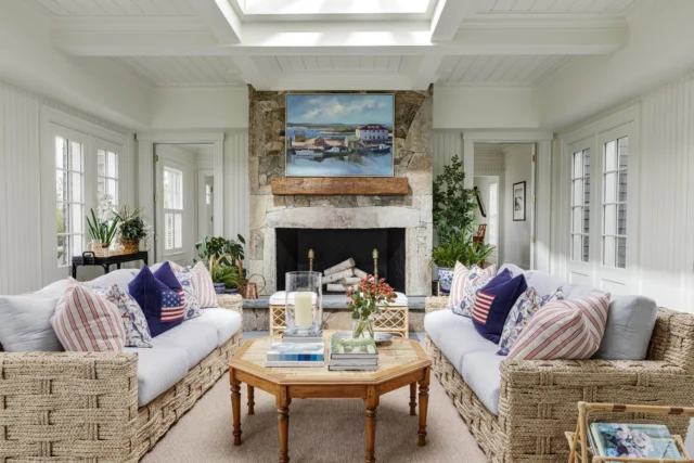 On Martha's Vineyard, this bright sunroom serves as a transition space between the main residence and the guest wing just beyond. A prominent fireplace anchors the room while a copper-clad skylight overhead fills the space with natural light. See more of the residence in Patrick's forthcoming book Driven: The Road to Iconic Design. Find the link to preorder in our bio.

Architecture: @patrickahearnarchitect
Builder: @colonial_reproductions
Interior Design: @trackerhomedecor
Photo Credit: @gregpremru
Styling: Caitlin McLaughlin