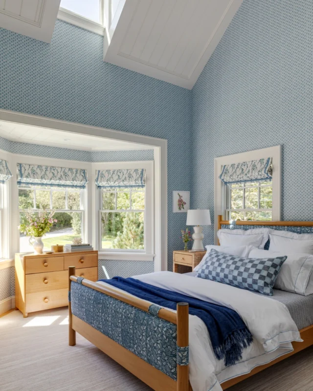 Chatham sunlight pours through a classic bay window and dormer skylight, lending this carriage house bedroom a bright and welcoming character.

See more of the carriage house in Patrick's new book Driven: The Road to Iconic Design available for preorder at the link in our bio.

Architecture: @patrickahearnarchitect
Builder: @whitlabrothersbuilders
Photo Credit: @gregpremru
Styling: @juliaheffhome